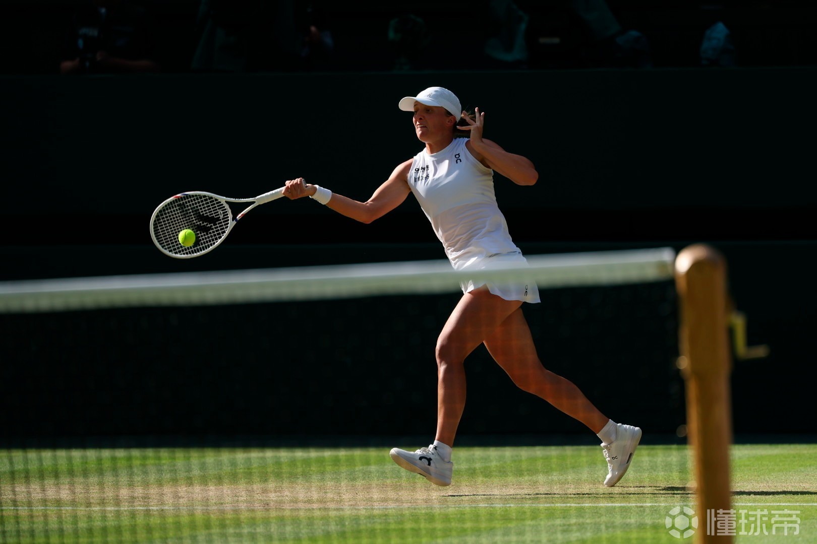 温网鏖战美网,西西帕斯刷新纪录 温网鏖战美网,西西帕斯刷新纪录