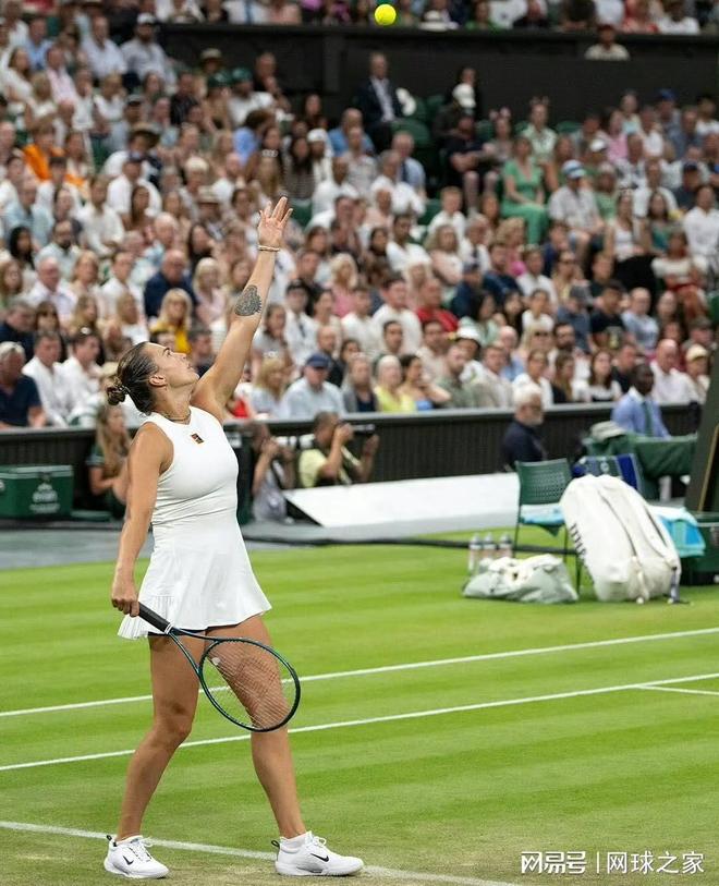 西班牙网球队绝杀美国网球队，克耶高斯惊艳世界