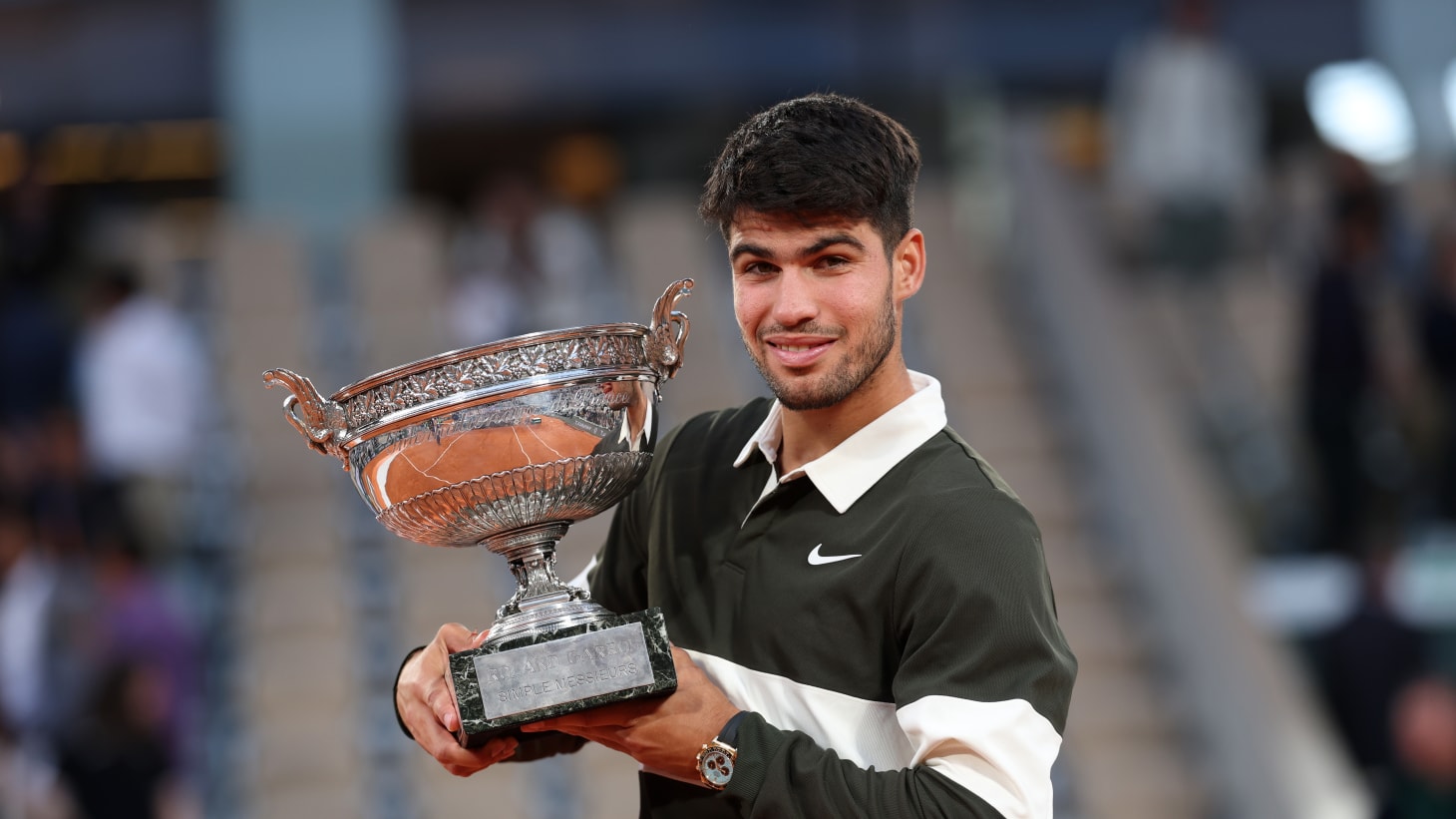 年终总决赛逆转拉沃尔杯，阿尔卡拉斯点燃赛场